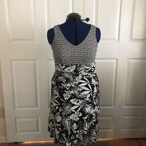 Black and white ruched waist midi dress